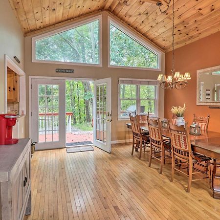 Rustic Red Cabin With Deck In Maggie Valley Club! Eksteriør bilde